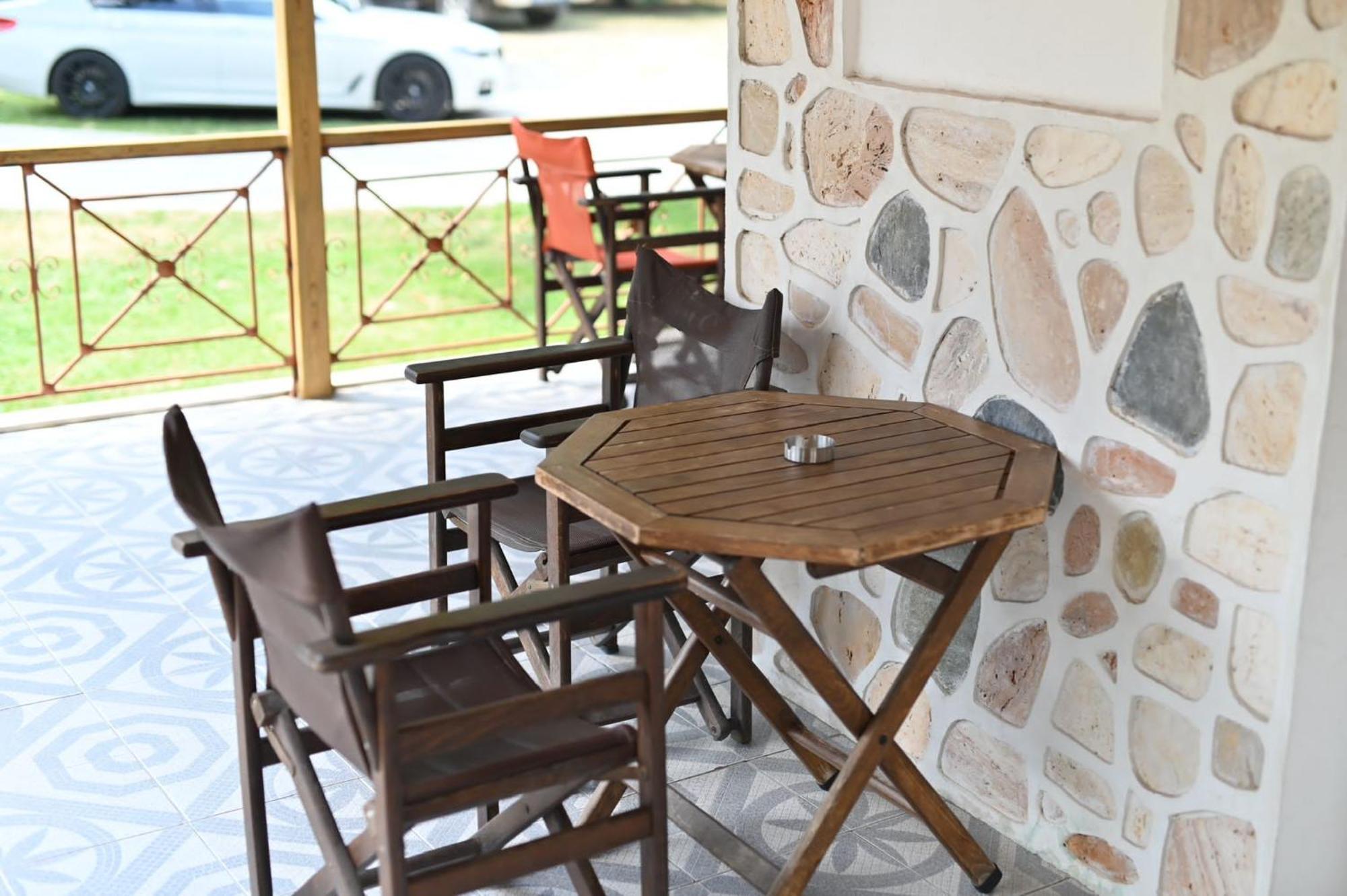 Guesthouse Agnandi Káto Loutrákion Extérieur photo